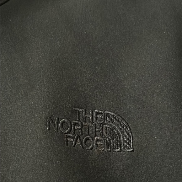 The north face Men's Black Jacket - Picture 2 of 14